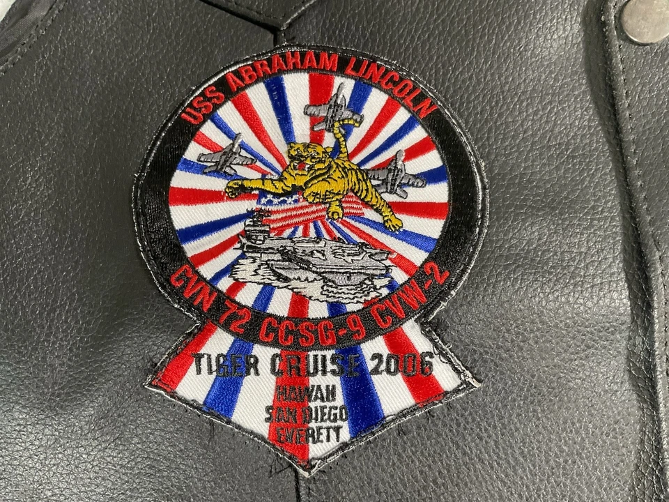 Chaleco de cuero para ciclistas con USS Abraham Lincoln Tiger Cruise 2006 talla 44 Foto 4 de 4