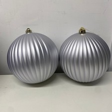 Giant Baubles Silver  Pack Of 2 or 4  20cm Enchanted Xmas Baubles 200mm