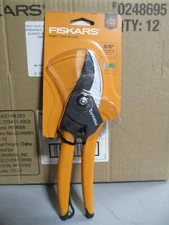 NEW Fiskars Carbon Steel Bypass Hand Pruner with Standard Handle