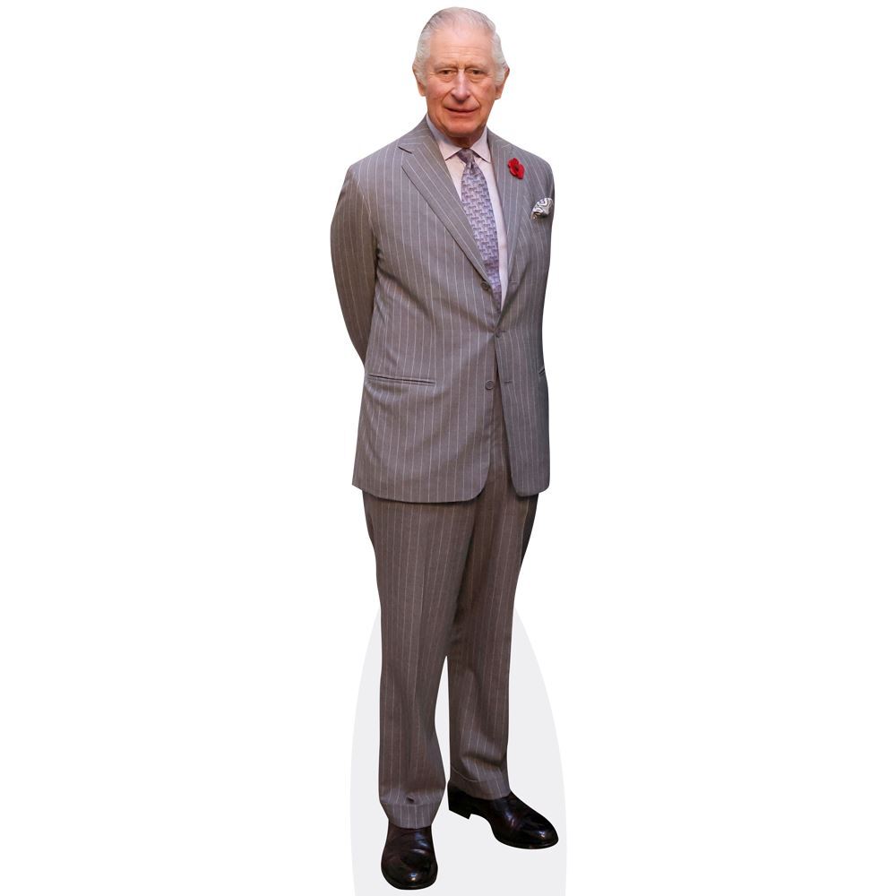 Lebensgroßer Pappaufsteller Von King Charles III Im Kilt – Perfekt Für Partys, Events & Fotos