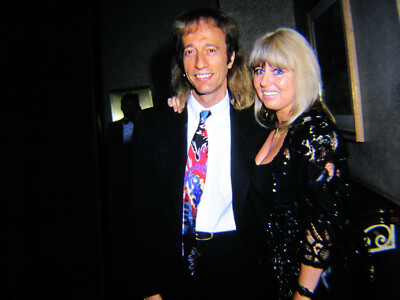 Original Press Photo Slide Negative - Bee Gees - Robin Gibb & wife Dwina -  A | eBay UK