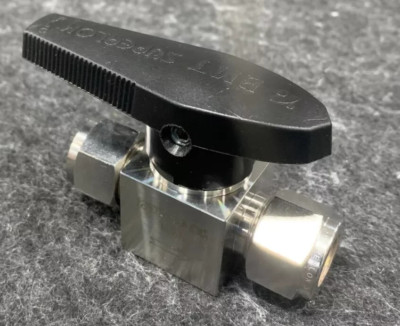 Superlok Ball Valve SPV132-S8  Plug Valve, 1/2'' Tube O.D 3000psi