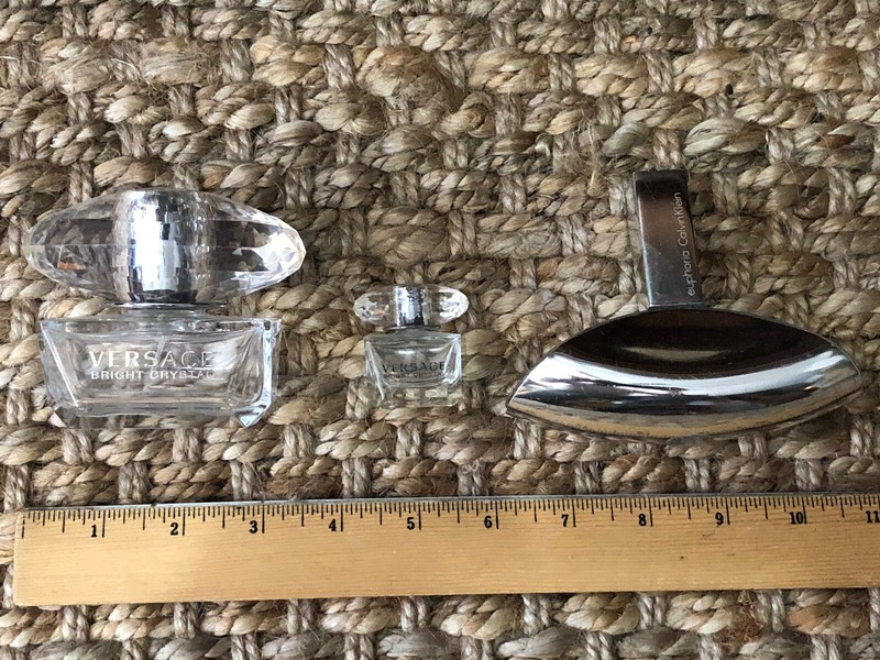 VERSACE/CALVIN KLEIN EMPTY PERFUME BOTTLE LOT OF 3 VERSACE 1.75OZ & SPLASH & CK