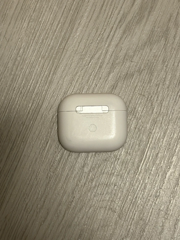 Apple AirPods (3rd generation), photo 4 of 5