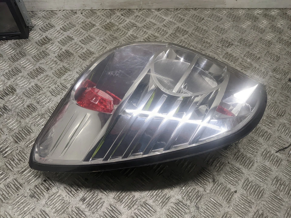 Chevrolet Captiva Ltz Mk1 5dr Suv 2010 Rear/tail Light (n/s Passenger)  — 第 2/4 张图片