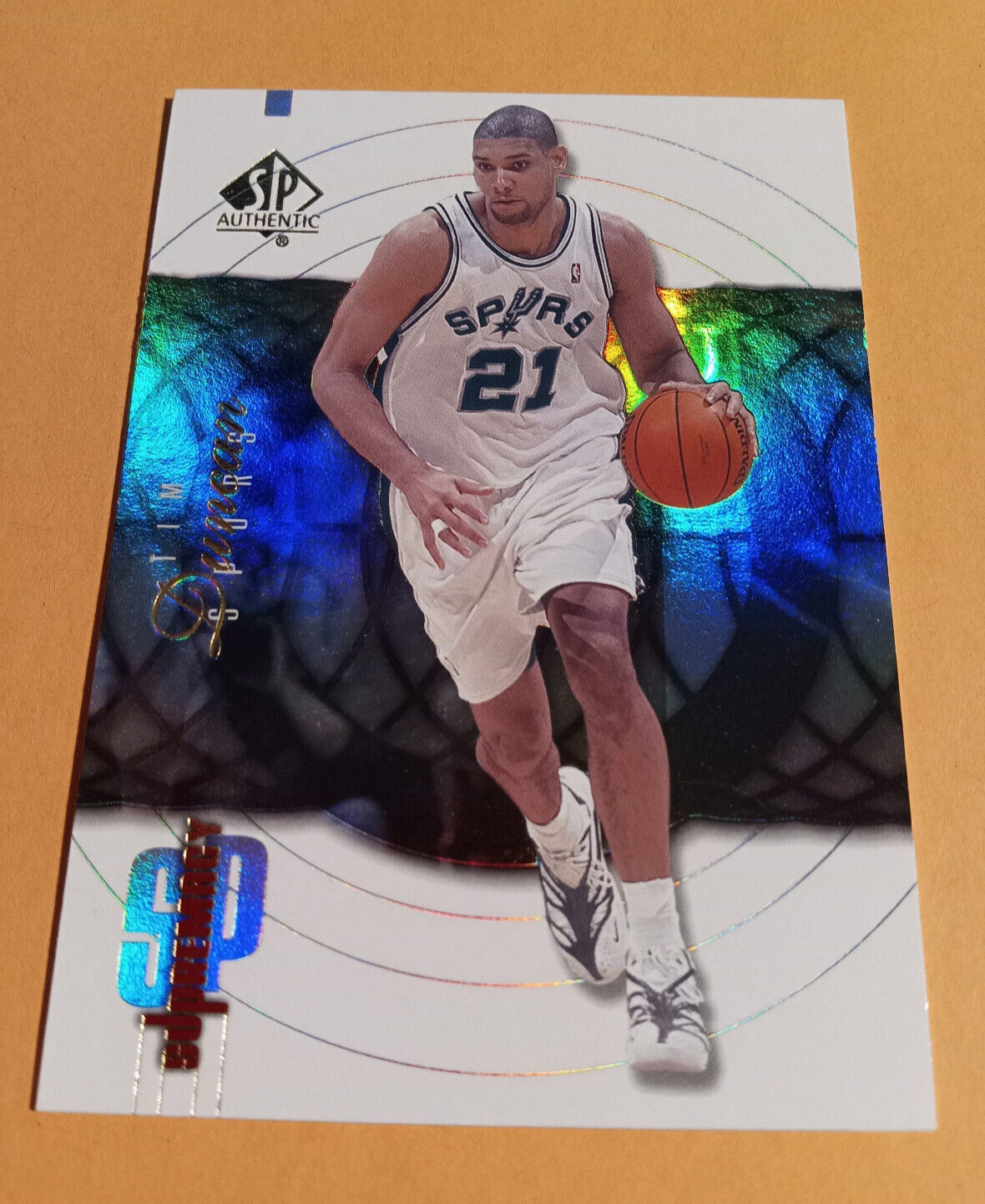 2001-02 SP Authentic Supremacy Tim Duncan Insert Card #S2 - Spurs