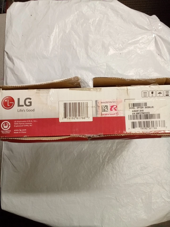 LG DVD Player (BLACK) Full HD Up-Scaling 1080P - Image 2 of 4