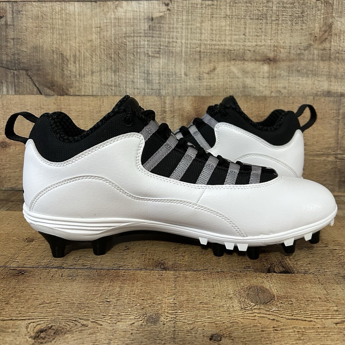 jordan men's 10 td football cleats