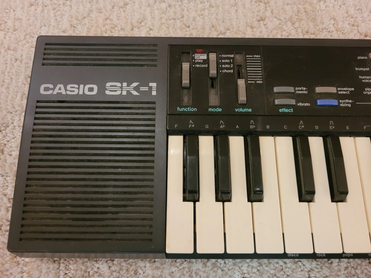 名機　CASIO SK-1 キーボード 8bitサンプリングキーボードの名機CASIO SK-1を再現。Sample From Mars