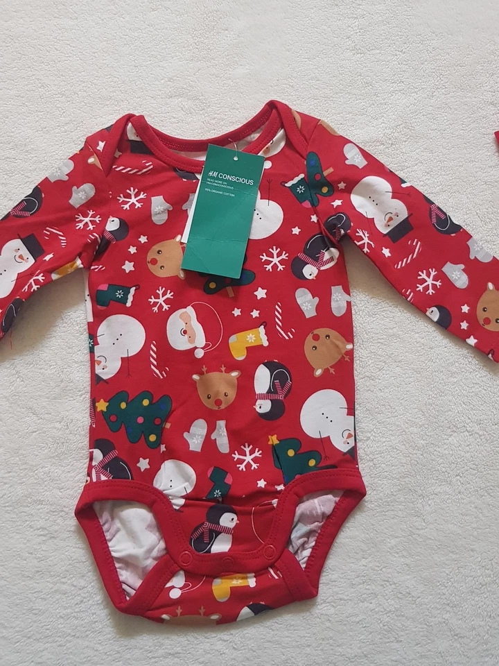 🎅🎄H&M Baby-Set Gr. 62, 2-4 M, Weihnachts-Set, Weihnachts-Dreiteiler🎄🎅 - Bild 2 von 4