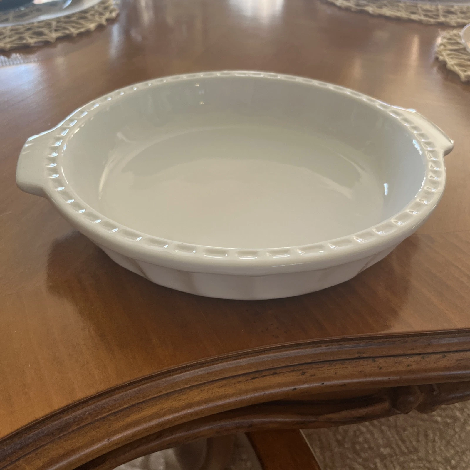 Cordon Bleu Solid White Pie Plate Nice