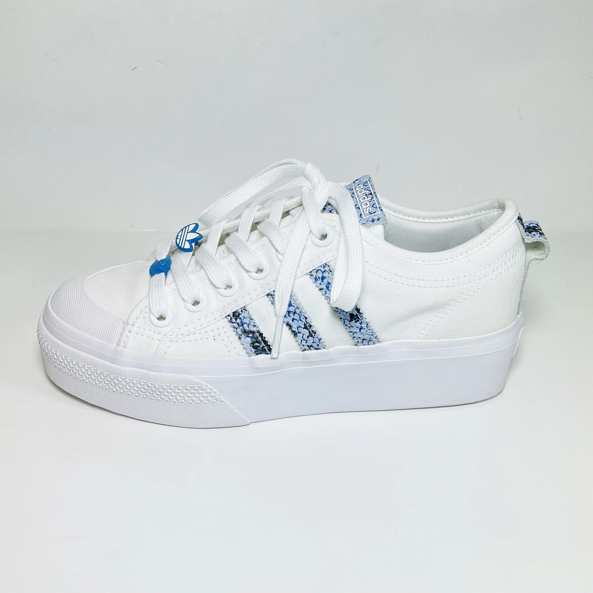 Adidas nizza online white and blue