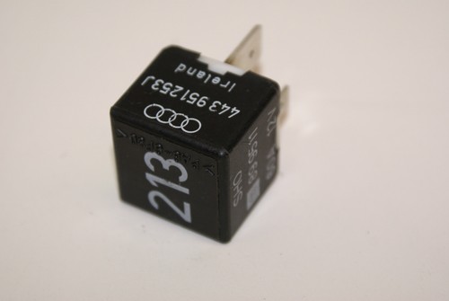 443951253J VW Audi A4 A6 Seat Skoda 213 Relais Steuergerät Kühlerlüfter Lüfter