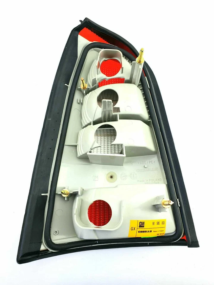 Original GM / Opel - 90541635 Luces Traseras Derecha 6223168 Vectra B Caravan - Imagen 2 de 4