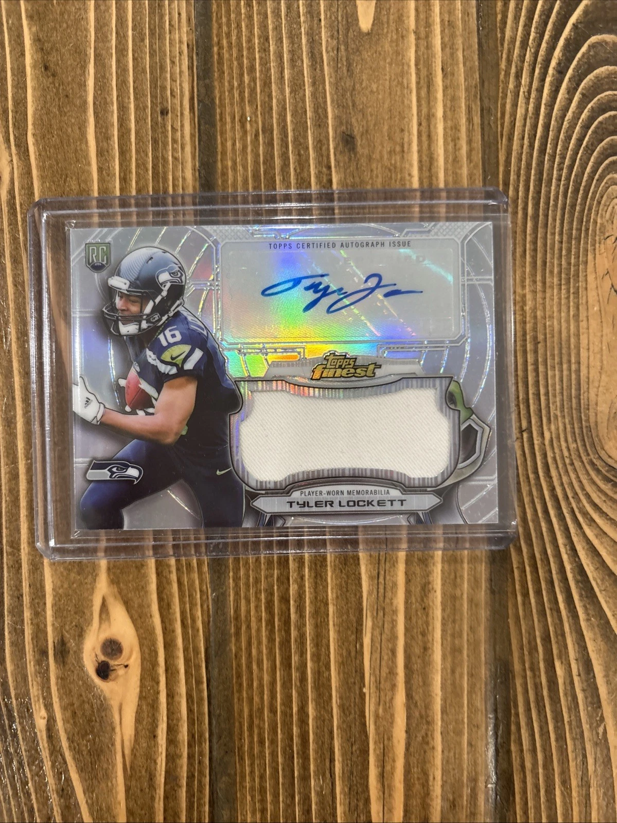 Tyler Lockett Finest Autograph Jumbo Relic Refractor #TL Base