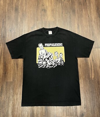 Vintage 90s Propagandhi Bush War Tour Murina Graphic T-Shirt