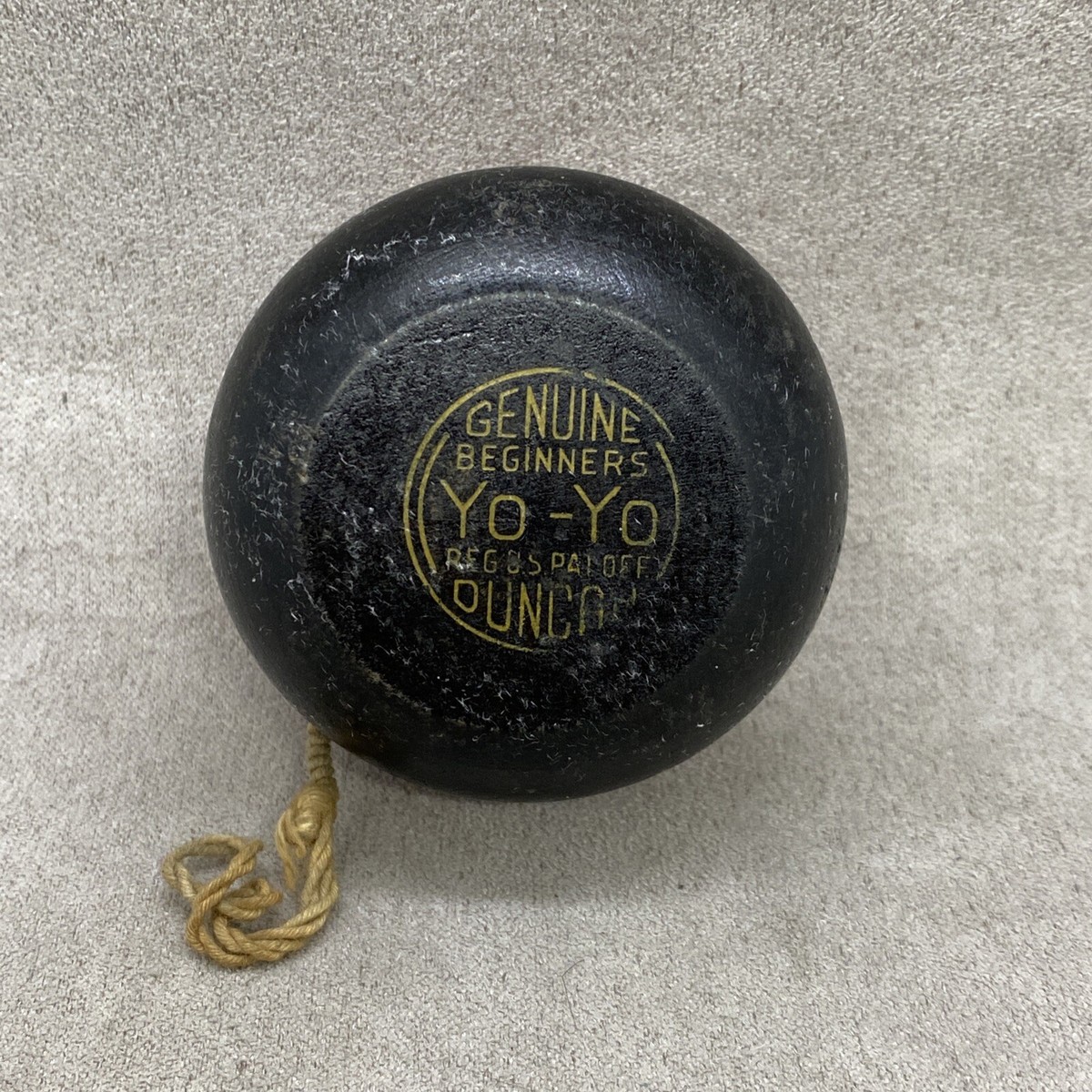 Vintage 1950's Genuine Beginners Duncan Yo-Yo Red & Black