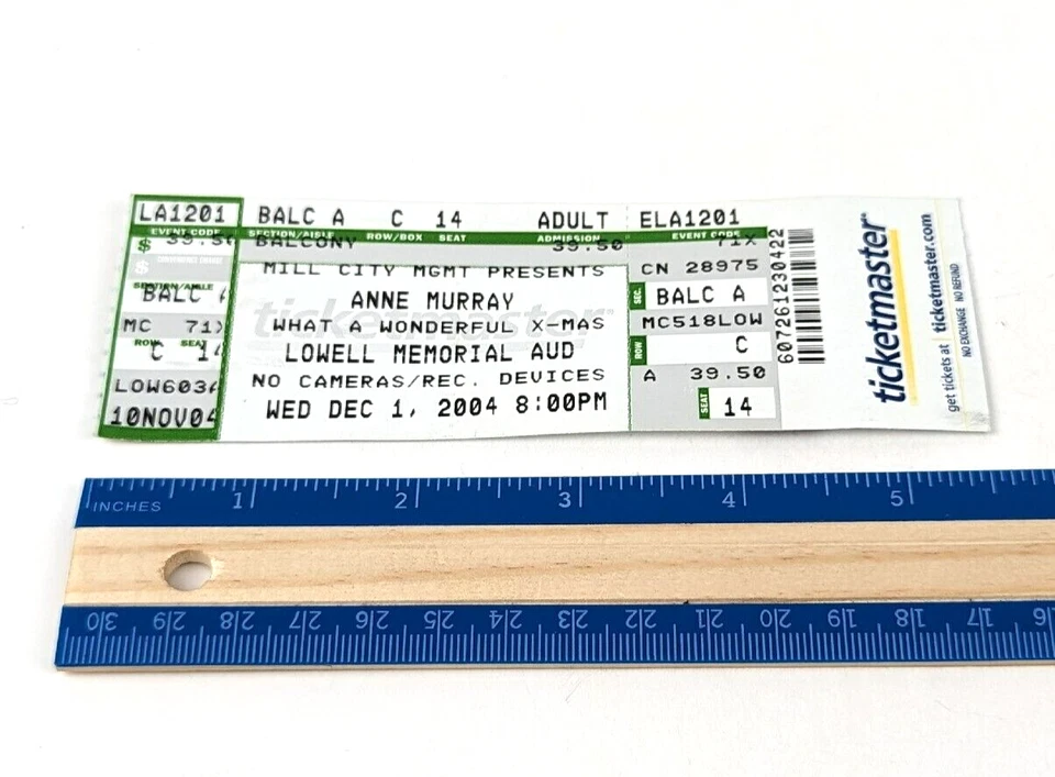 2004 Anne Murray Ticket Lowell Memorial Auditorium, Lowell, MA Dec 1 X-Mas #1A - Image 4 of 4