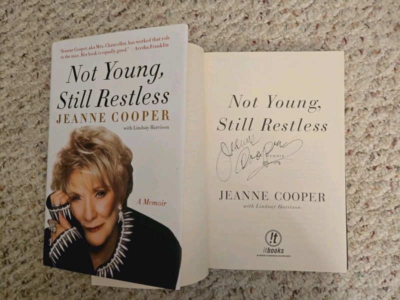 Jeanne Cooper ' Young And The Restless '  Film-Stage-TV Signed Book.