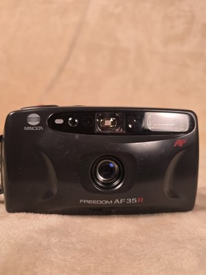 Minolta Freedom 35AF QD 35mm Point & Shoot Film Camera