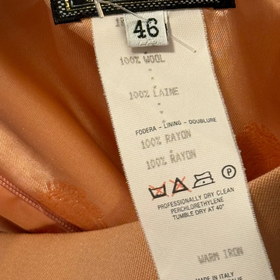 Vintage Gianni Versace Peach Wool Pencil Skirt Size 12 With Rayon Lining - Image 4 of 4