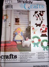 Simplicity Craft Pattern 9771 Seasonal Wreaths Lawn Decorations Yard Art Uncut