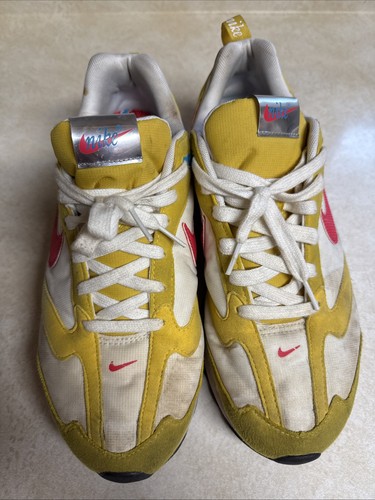 Nike Air Max Dawn Shoes  Size 10.5