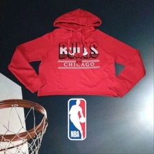 NBA UNK Retro Chicago Bulls Cropped Hoodie Red M