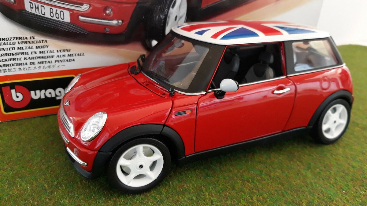 BMW MINI COOPER 2001 rouge toit drapeau Union Jack 1/18 BURAGO