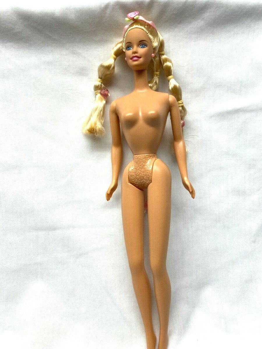 Mattel Rose Princess Barbie 1998 w Beautiful Pull String Braids in