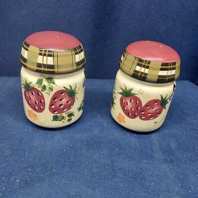Vintage Oneida China ''Strawberry Plaid'' Salt & Pepper Shakers Handpainted 