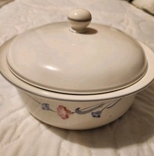 Lenox Chinastone GLORIES ON GREY Casserole Dish with Lid 9 5/8