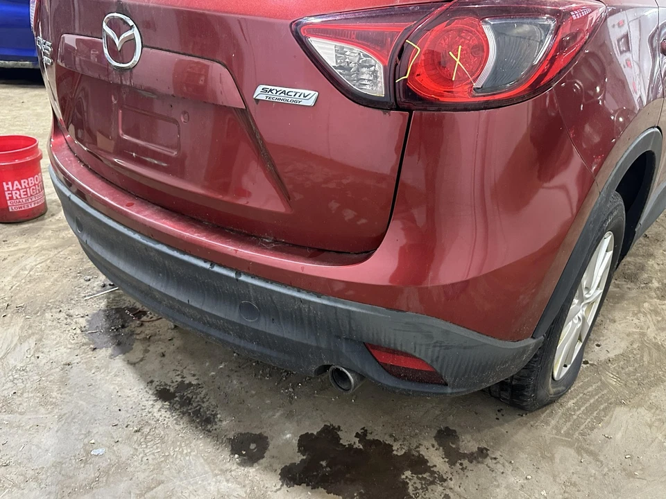 (LOCAL PICKUP ONLY) 13 14 15 16 MAZDA CX5 Rear Bumper Assembly - Image 3 of 4