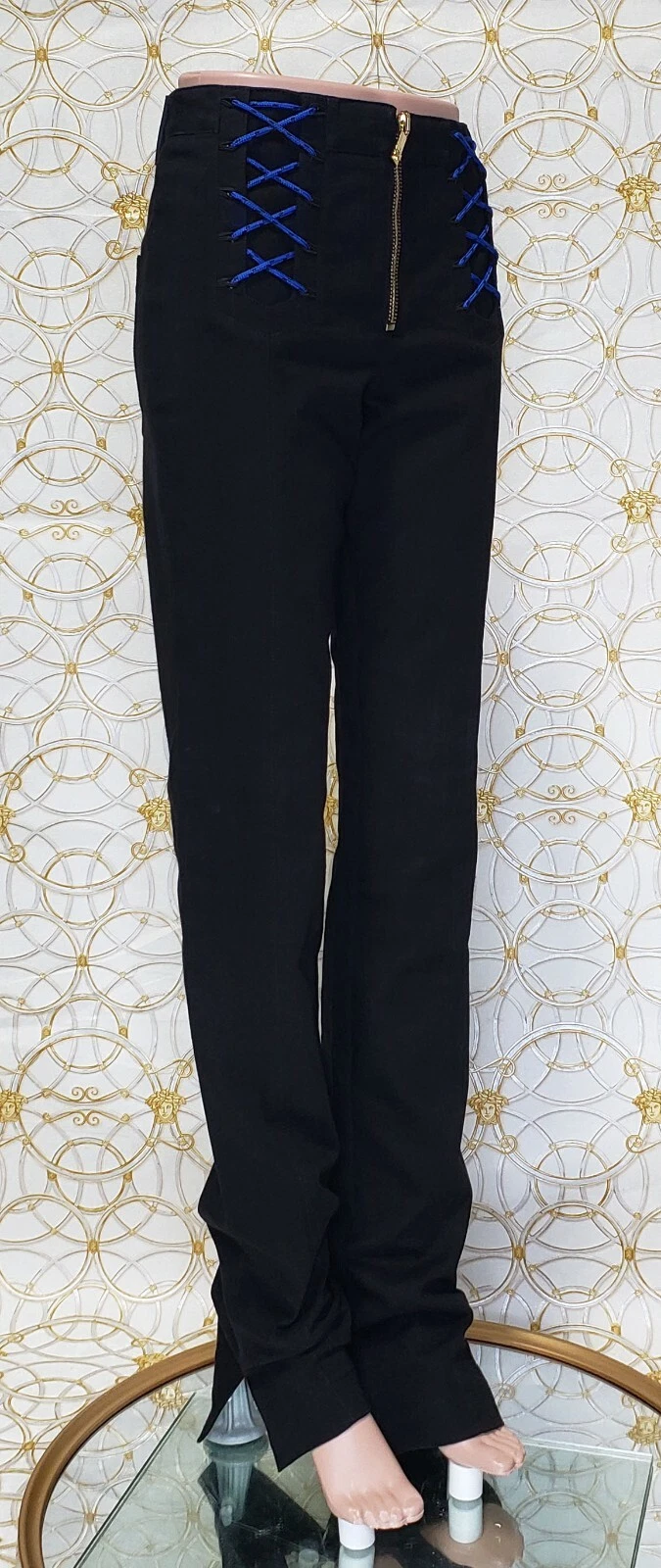 NUOVI JEANS STRETCHY NERI VERSACE con ALLACCIATURA BLU taglia 28