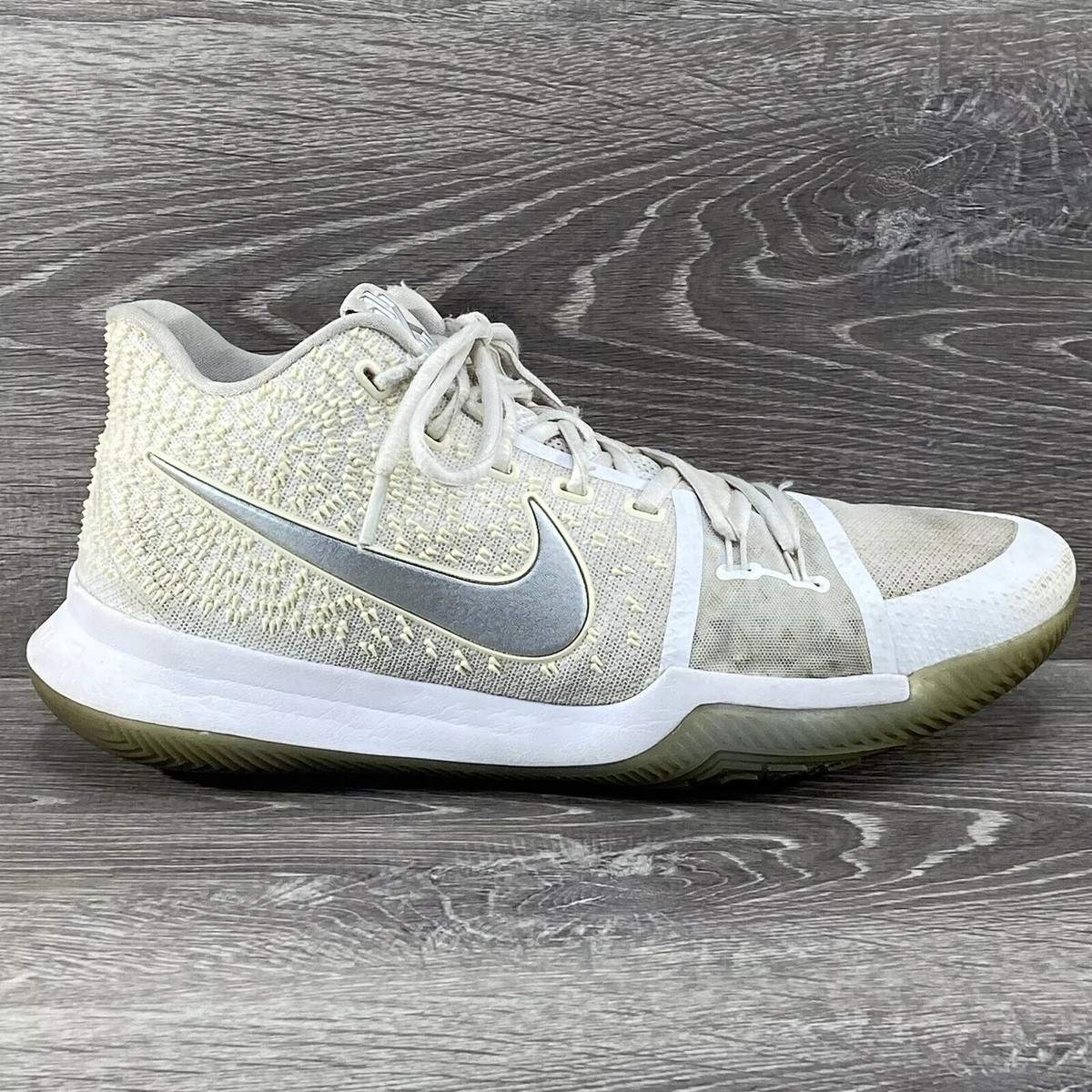 Nike Kyrie Irving 3 White Chrome Basketball Athletic Sneaker Shoes