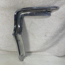 1965 Chrysler New Yorker 300 Rh Front Fender To Bumper Trim 2524298 B2 1965 Chrysler New Yorker 300 Rh Front Fender To Bumper Trim 2524298 B2