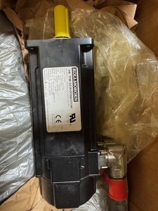 kollmorgen AKM43H-BKC2C-00 SERVO MOTOR