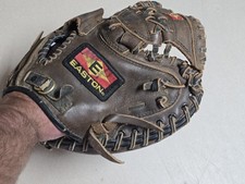 Easton EX211 Competitors Series Baseball Catchers Mitt Glove Right Handed Throw