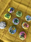 Lot Of 9 ♻️Handmade 🌼 1 Inch Recycle & Flower Pin Buttons Stamped Pinbacks — photo 2