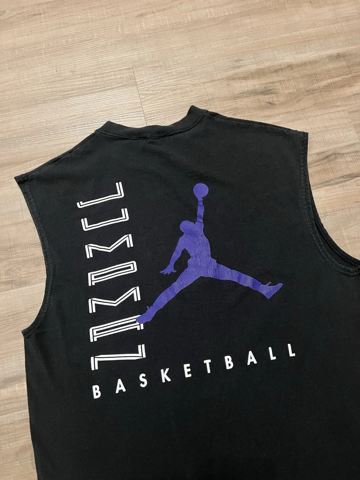Vintage 90s Jumpman Nike Air Jordan XI 11 Concord Graphic Black Tank Top Tee Men - Image 3 of 4