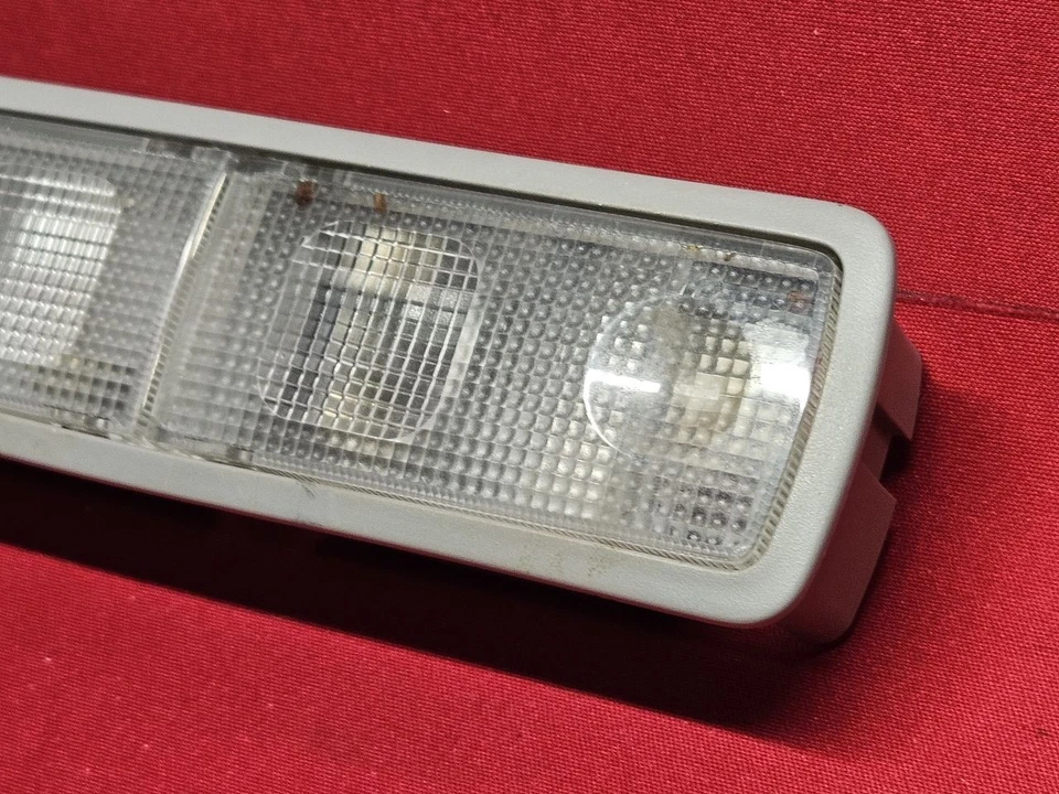 2003-2005 Honda Civic Sedan 03-08 Element cúpula superior luz de leitura lente dupla - Imagem 3 de 4