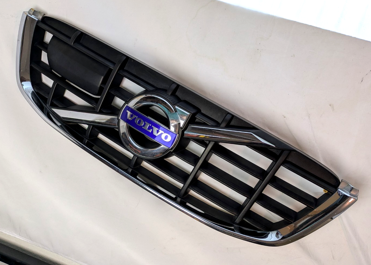 VOLVO XC60 フロントグリル s-l400.jpg