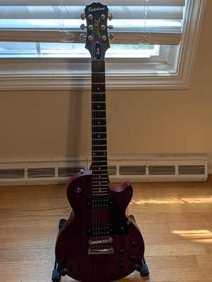 Epiphone Les Paul Studio - Worn Cherry + Gigbag
