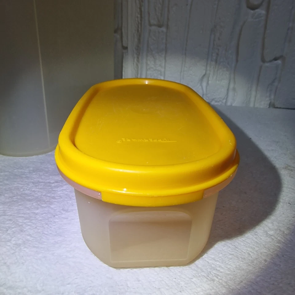 80s Vintage Tupperware Modular Mates Canisters – Set of 4, Stackable, Yellow Lid - Image 4 of 4