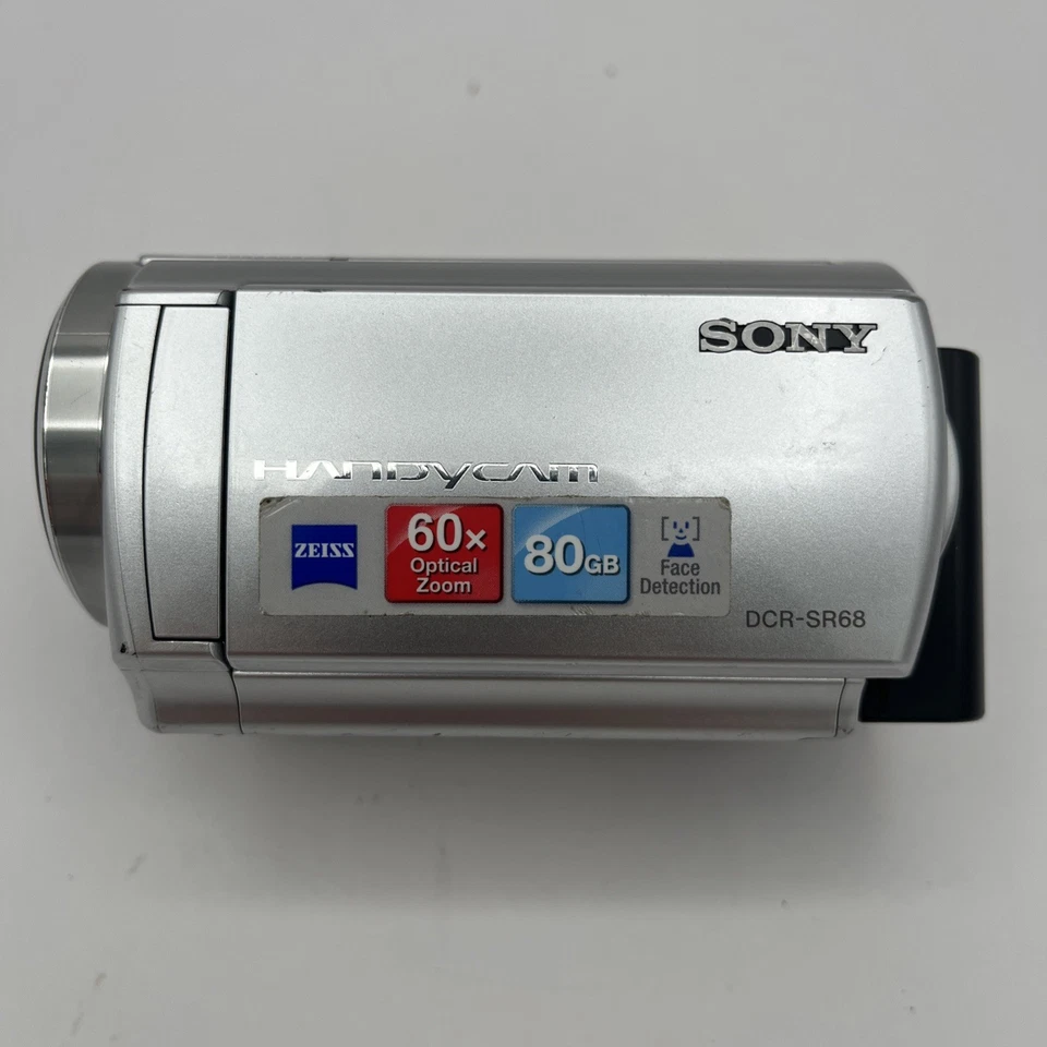 Sony DCR-SR68 80GB Handycam Camcorder Silver Battery Tested Working No Charger - Image 4 of 4