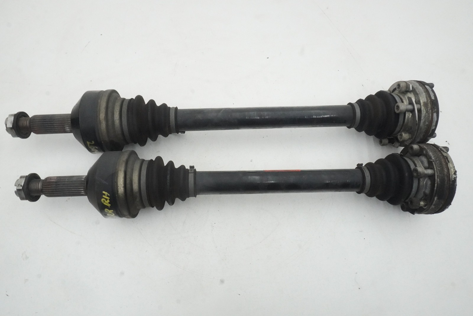 Set 2 Rear LH Rh CV Axle Shaft AD43-4B402-AA OEM Aston Martin DB9 2013