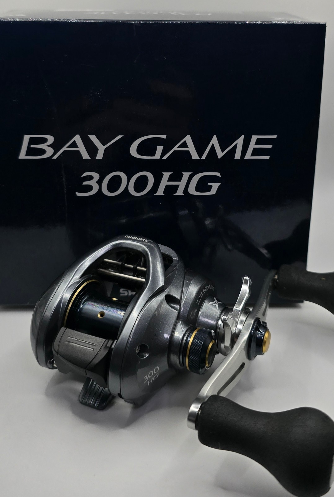 Shimano Bay Game 300 HG Baitcast Reel Right Hand from Japan
