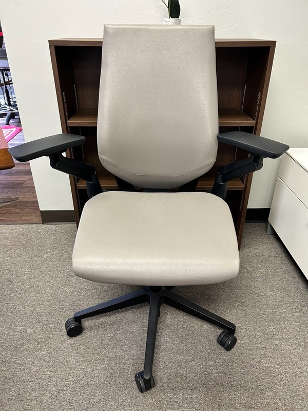 Steelcase Gesture