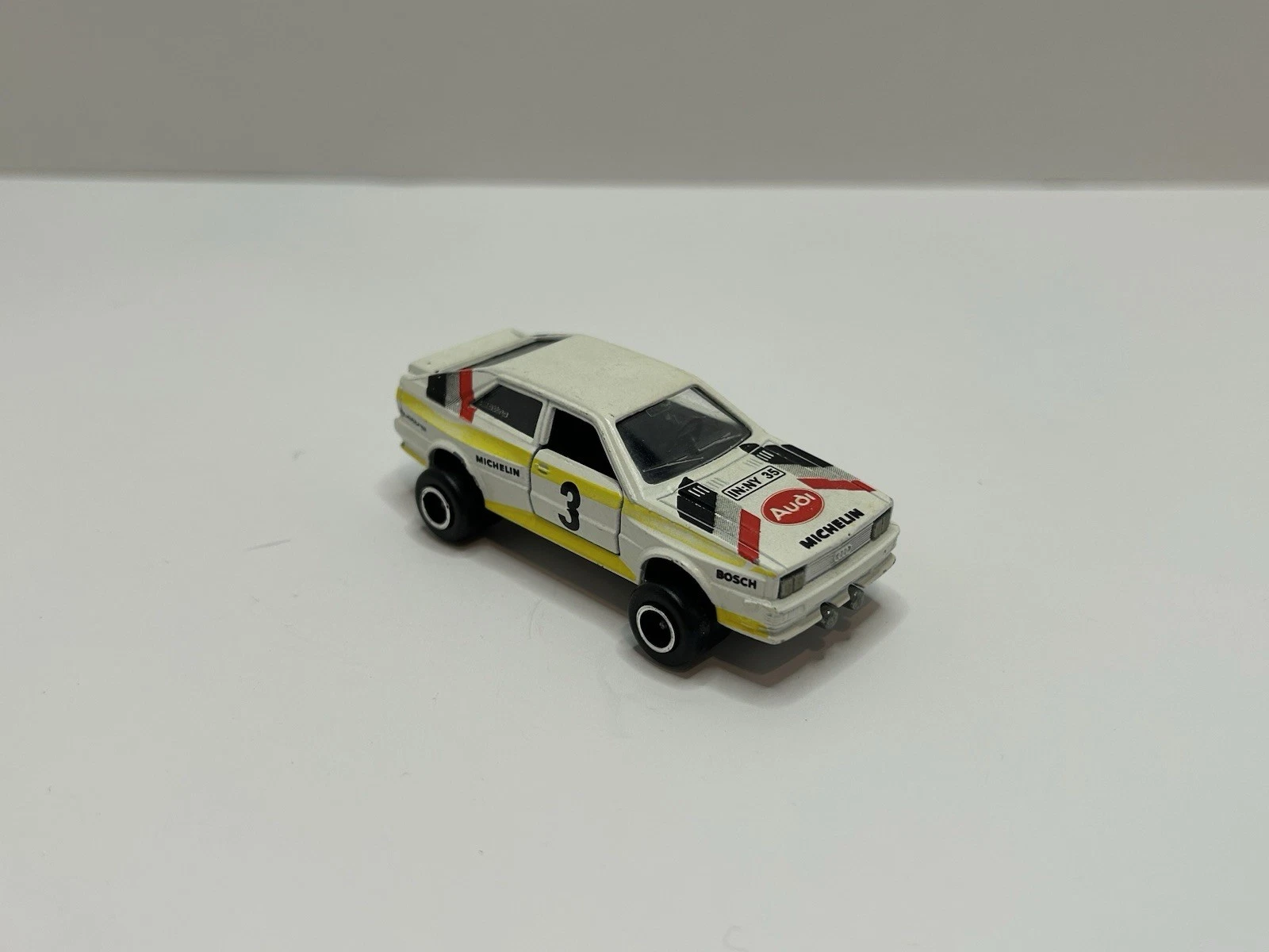 Picture 4 of 9