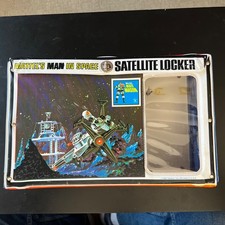 1967 MAJOR MATT MASON SATELLITE LOCKER in Good condition